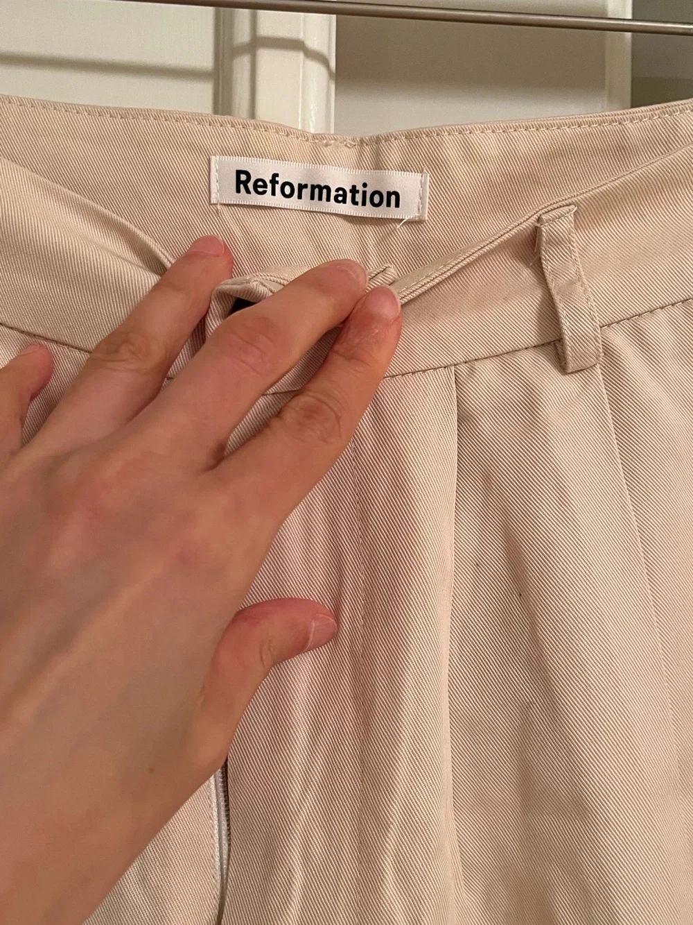 Reformation loose leg pants, cream, 2 - Picture 5 of 7